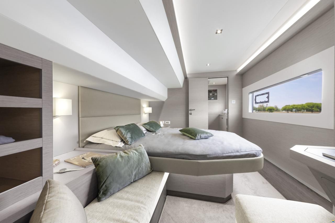 Fountaine Pajot MY5