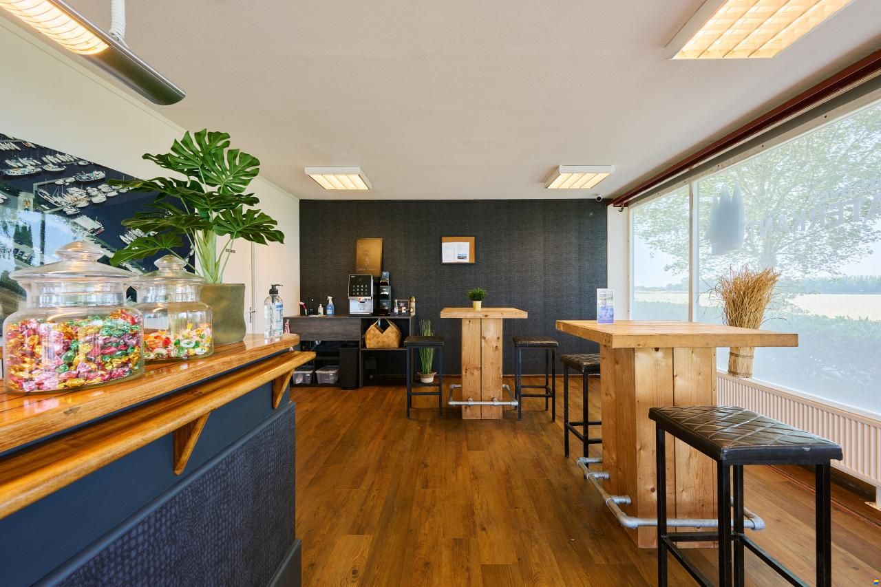 Ligplaats houseboat 14m