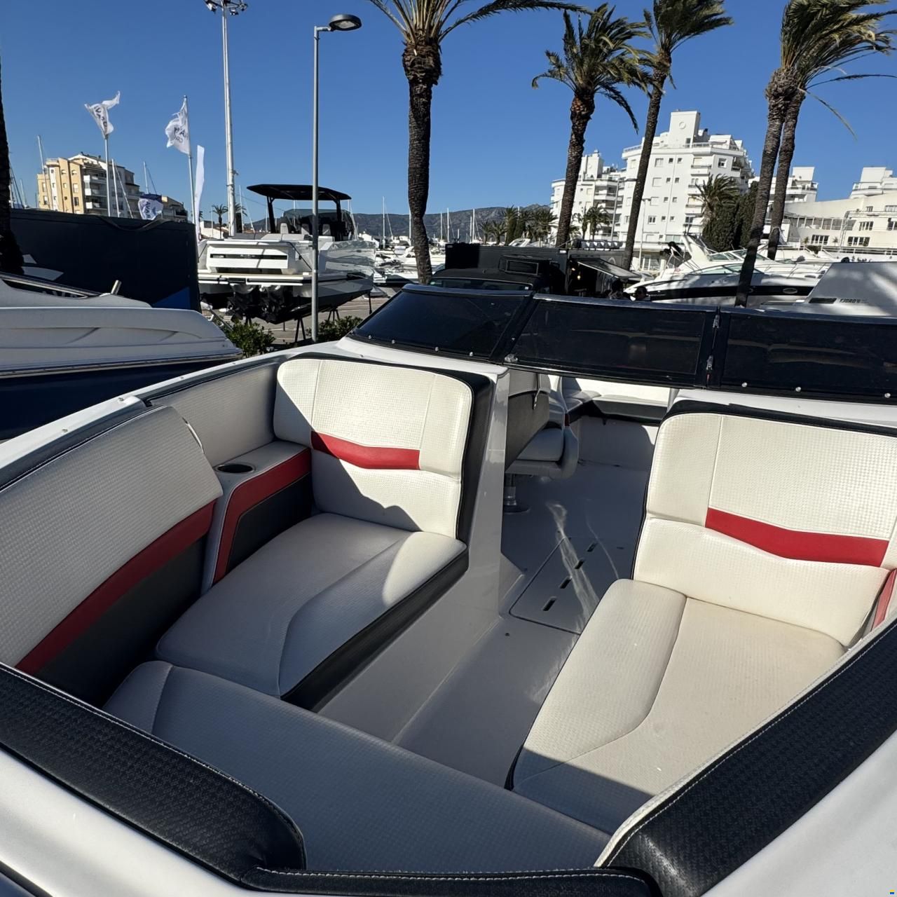 Four Winns H230SS