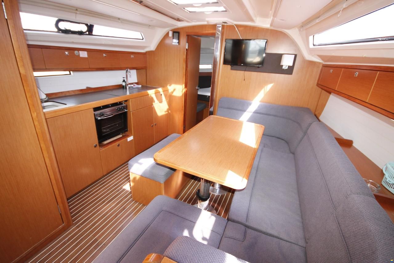 Bavaria Cruiser 41