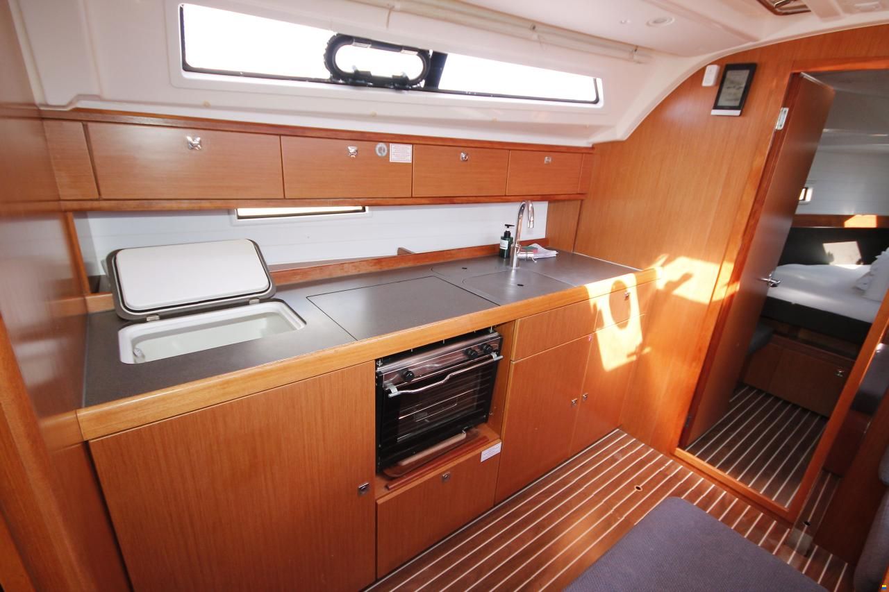 Bavaria Cruiser 41