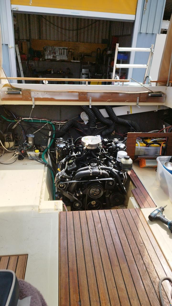 Sea Ray CC240