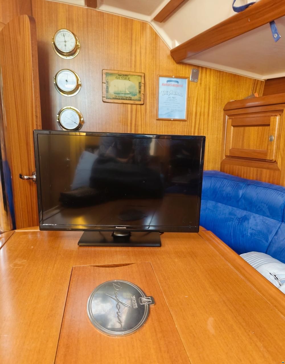 Dufour 38 Classic