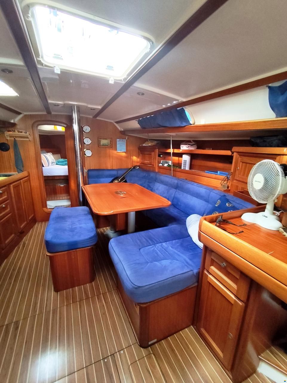 Dufour 38 Classic