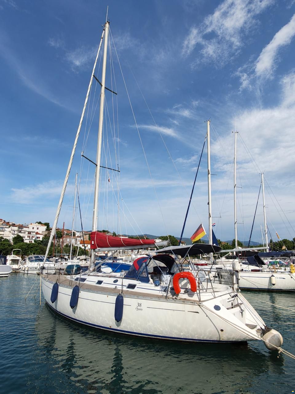 Dufour 38 Classic
