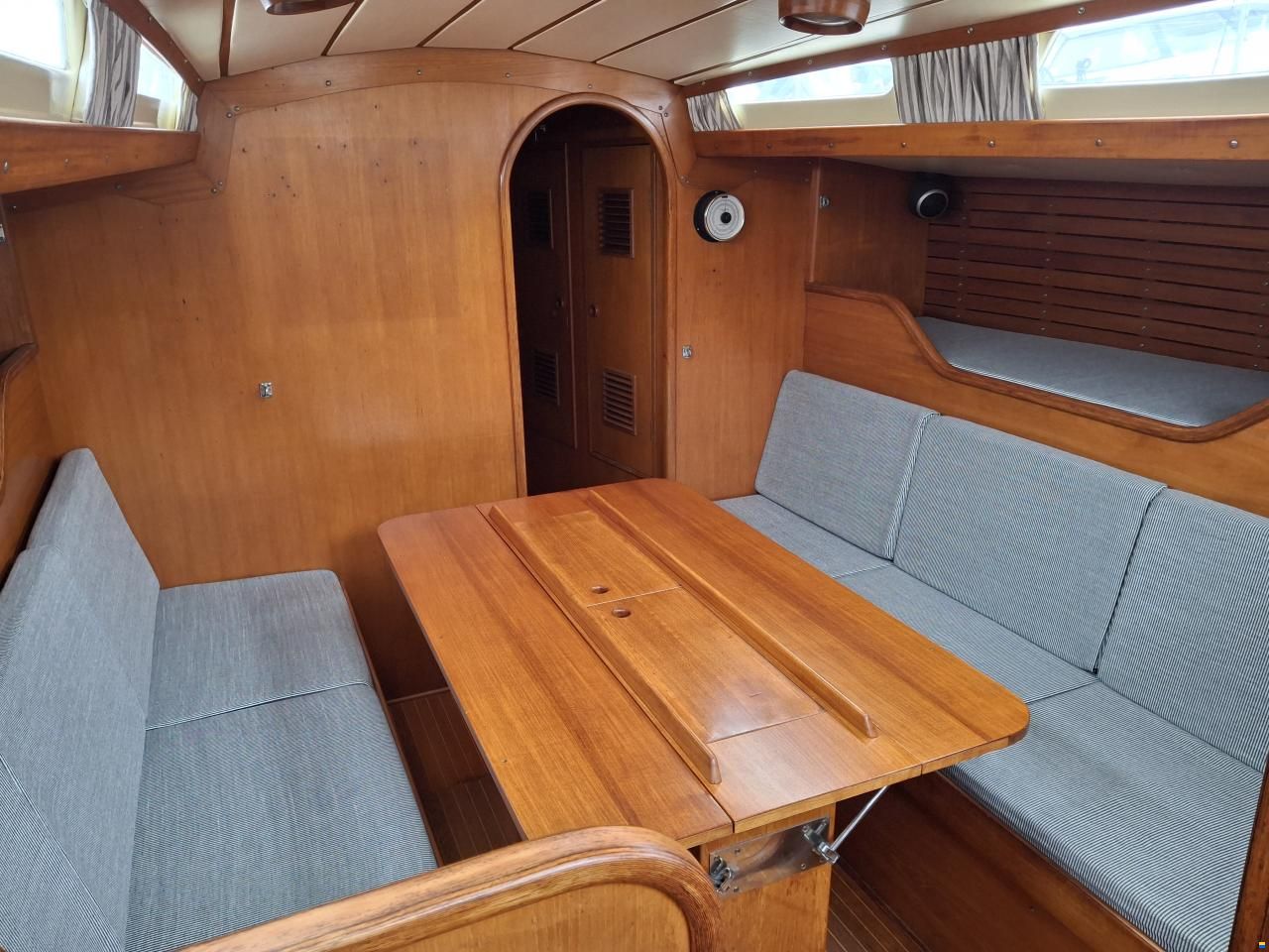 Nautors Swan 38