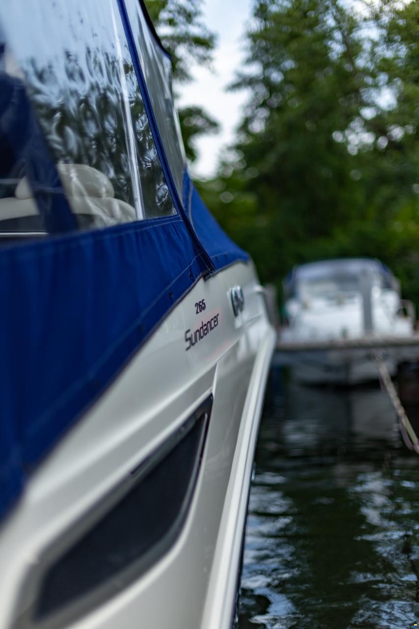 Sea Ray Sundancer 265 DAE
