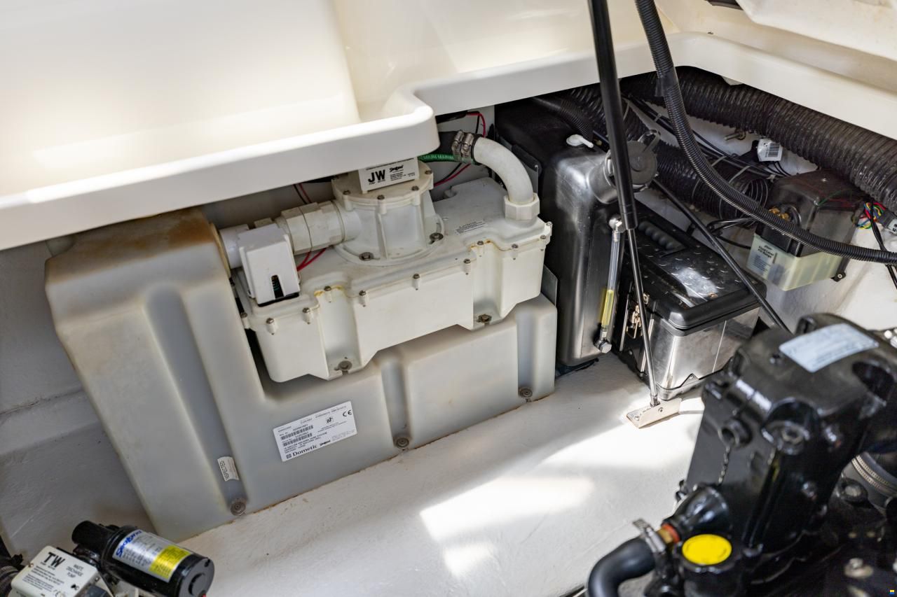 Sea Ray Sundancer 265 DAE