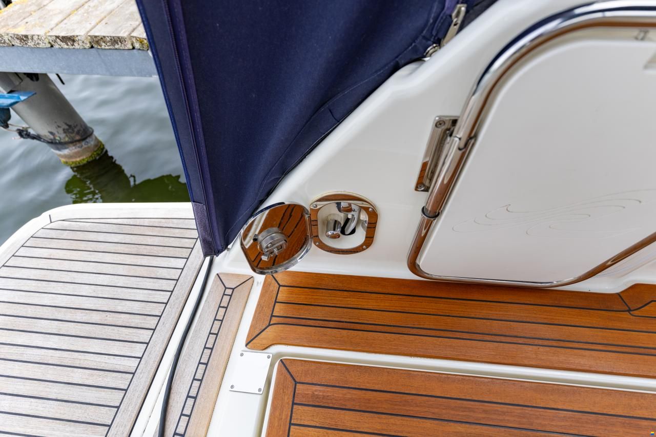 Sea Ray Sundancer 265 DAE
