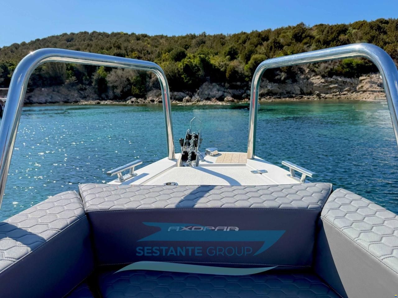 Axopar 28 T-Top