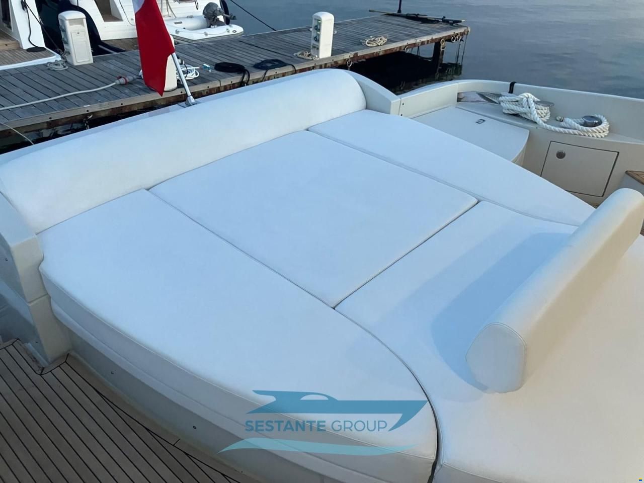 Azimut 62S