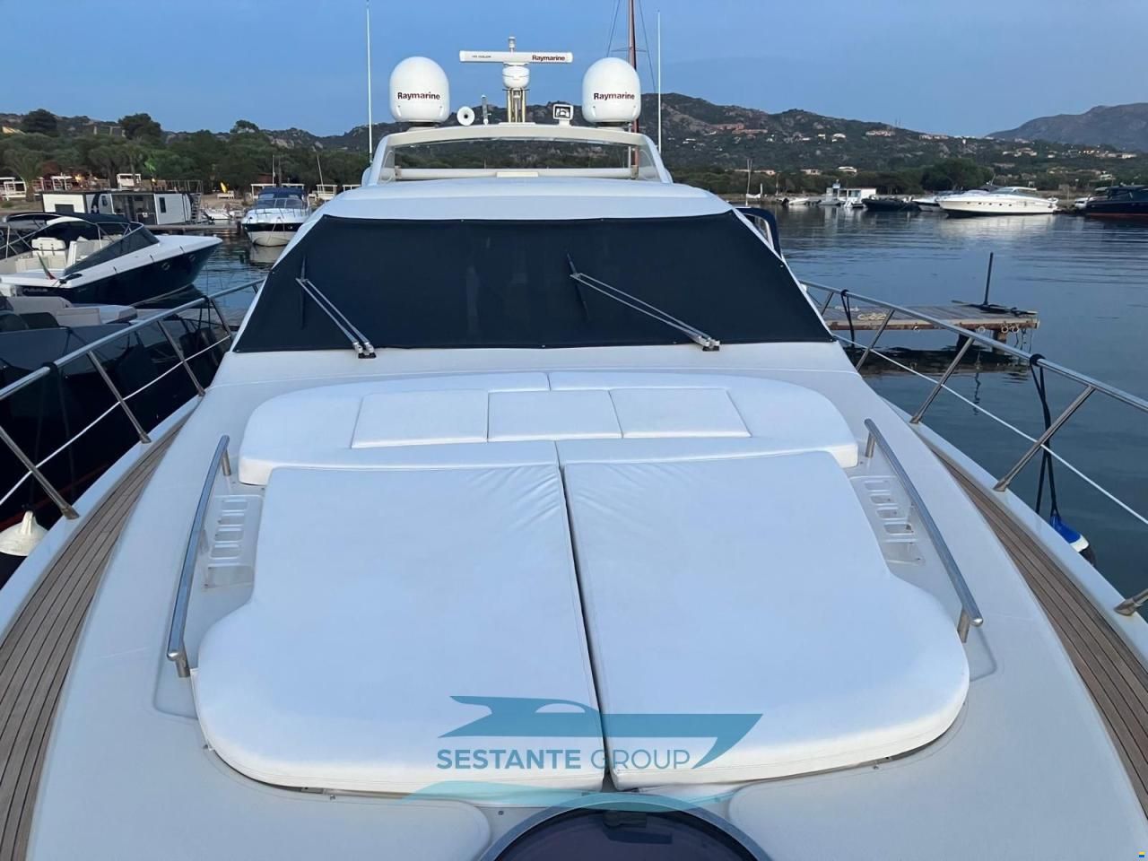 Azimut 62S