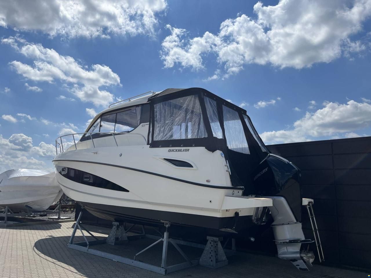 Quicksilver 905 Active Weekend