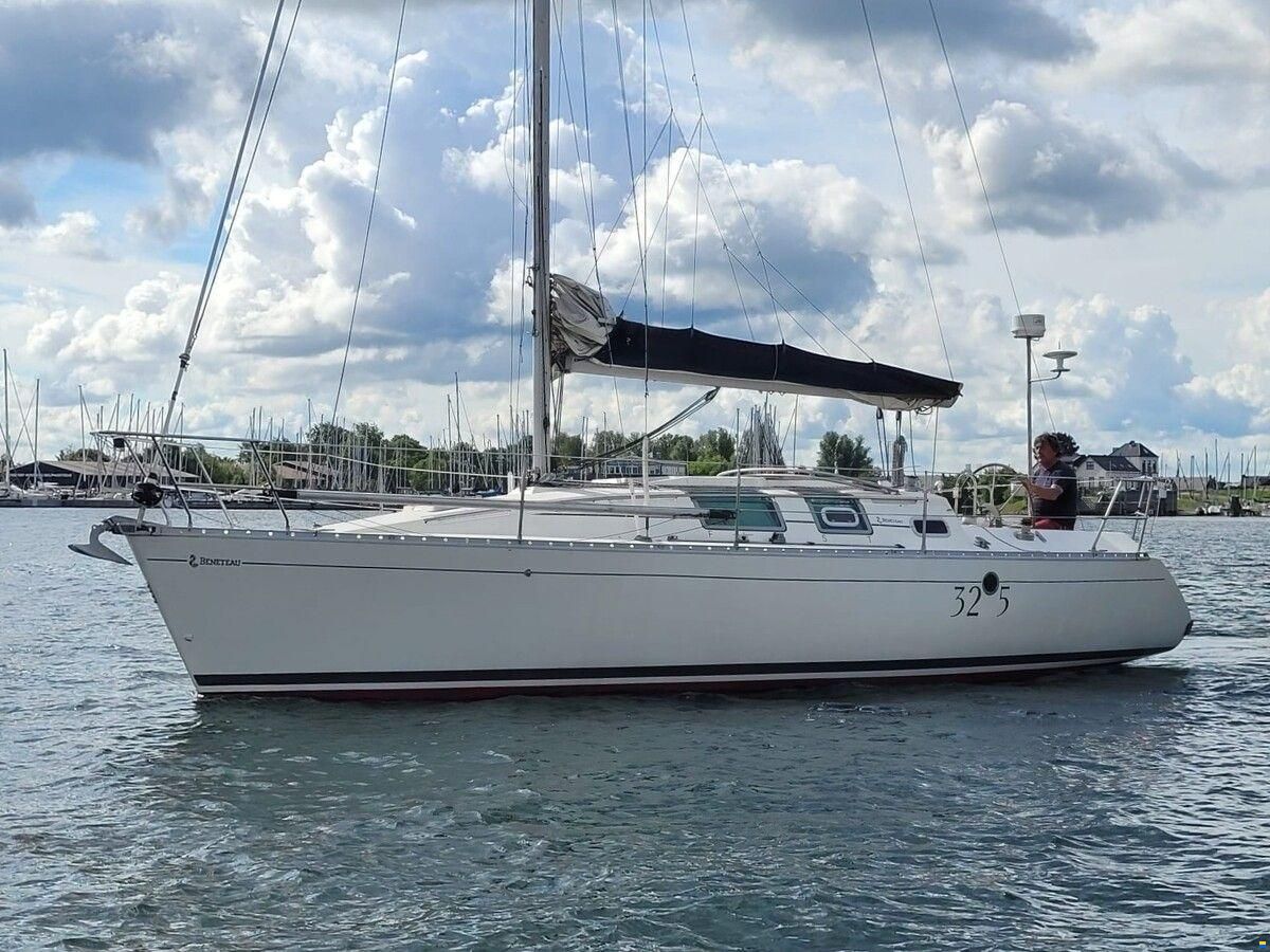 Beneteau First 32S5