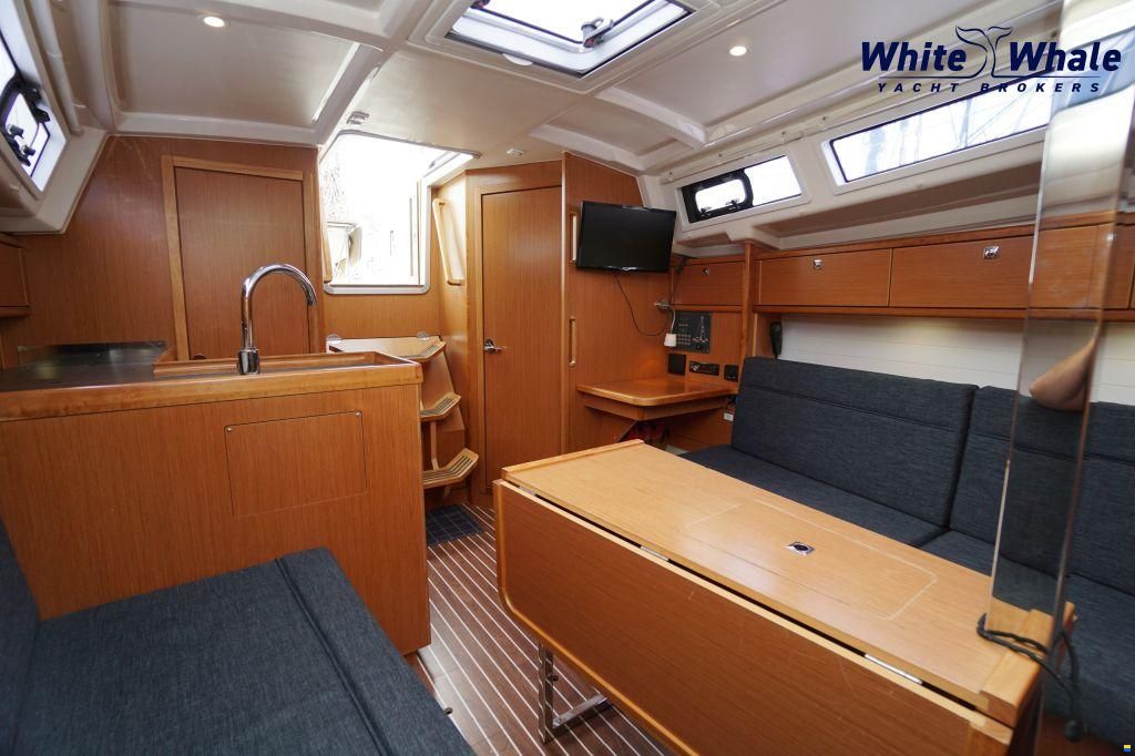 Bavaria Cruiser 33