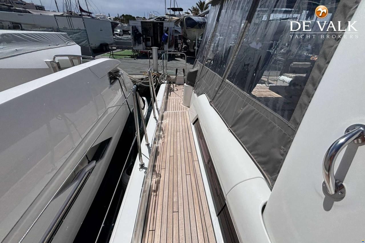Beneteau Oceanis 60