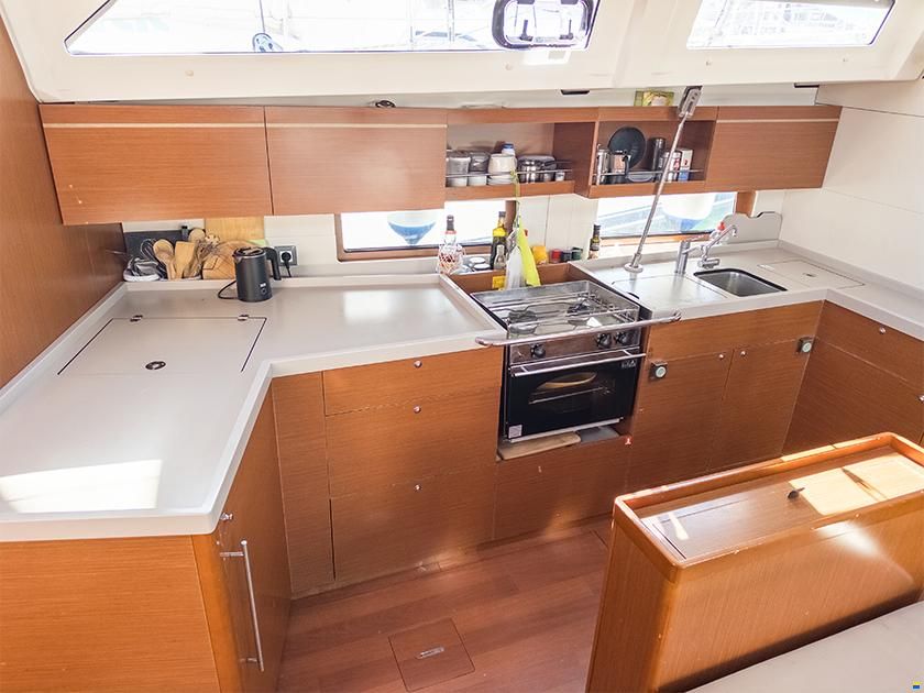 Beneteau Oceanis 46.1