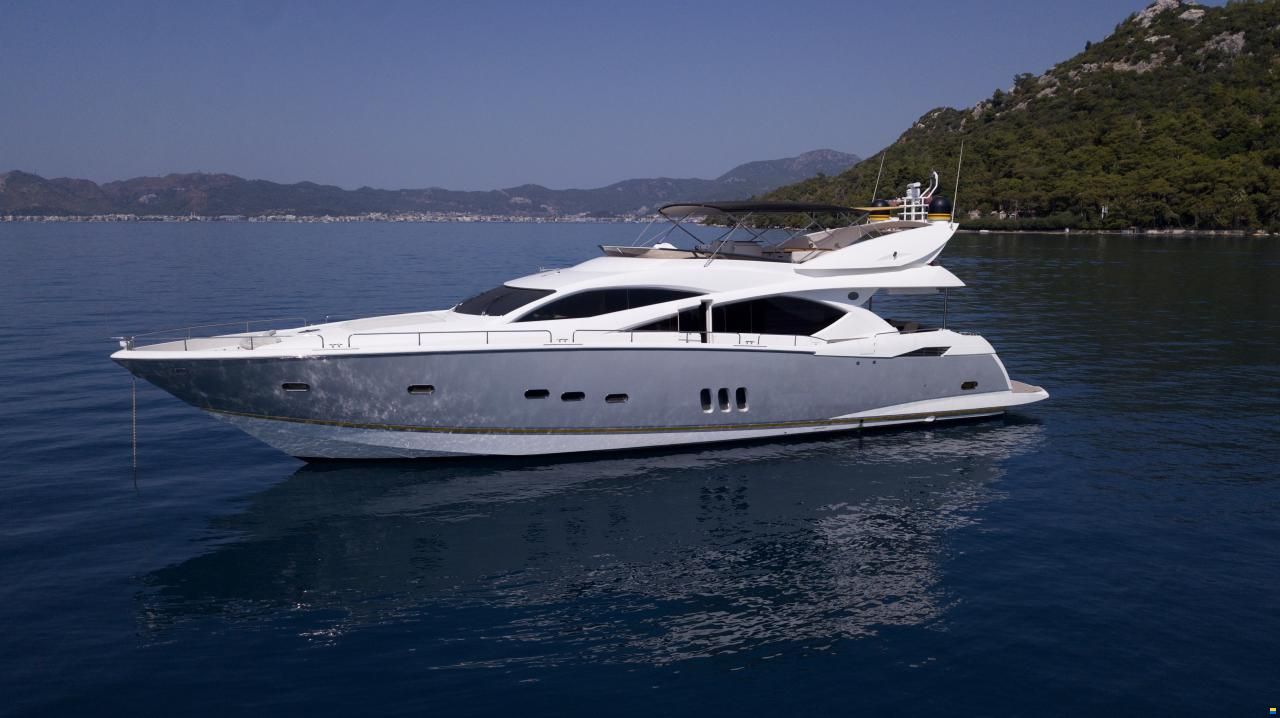Sunseeker 82
