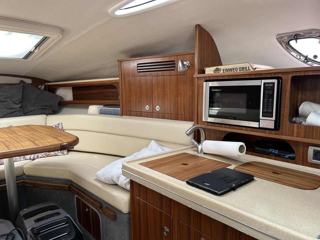 Sea Ray 305 Sundancer Hardtop Chuiser