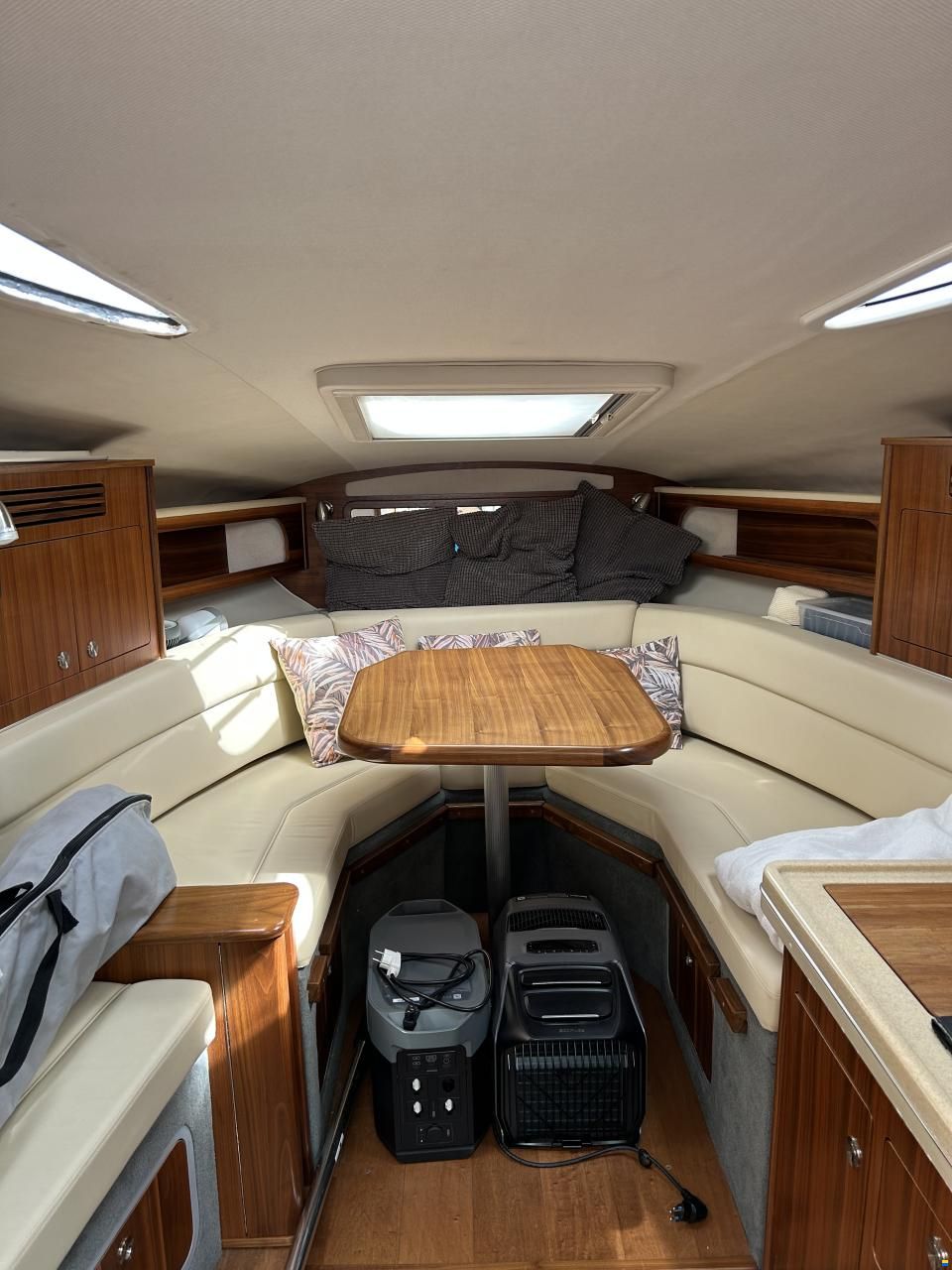 Sea Ray 305 Sundancer Hardtop Chuiser