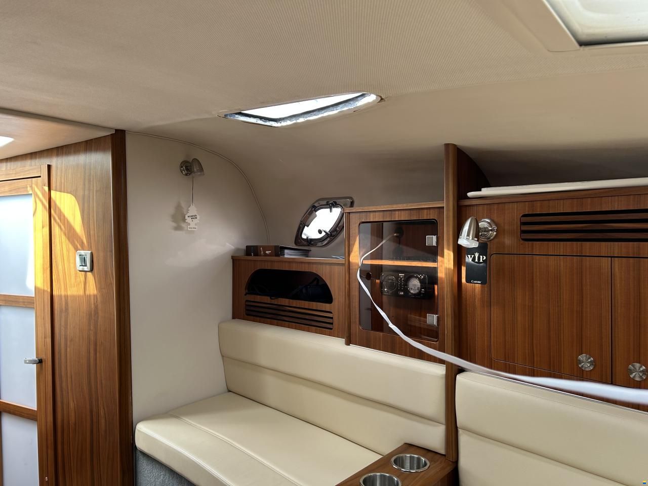 Sea Ray 305 Sundancer Hardtop Chuiser
