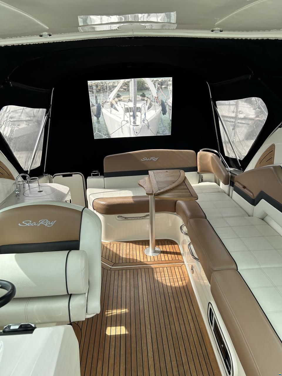 Sea Ray 305 Sundancer Hardtop Chuiser