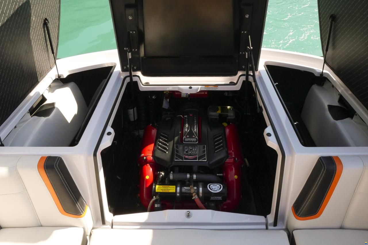 Correct Craft G25