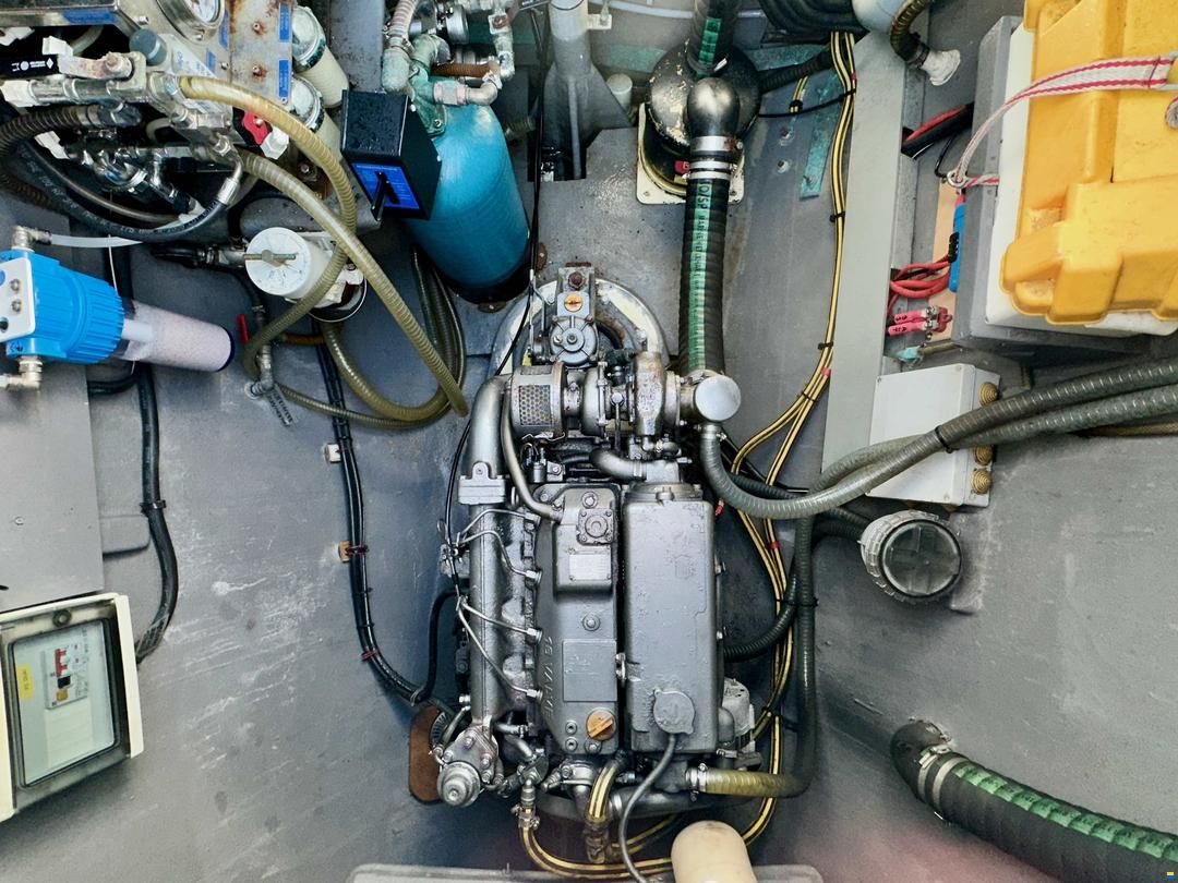 Lagoon 570