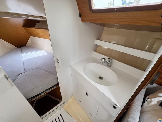 Dufour 3800