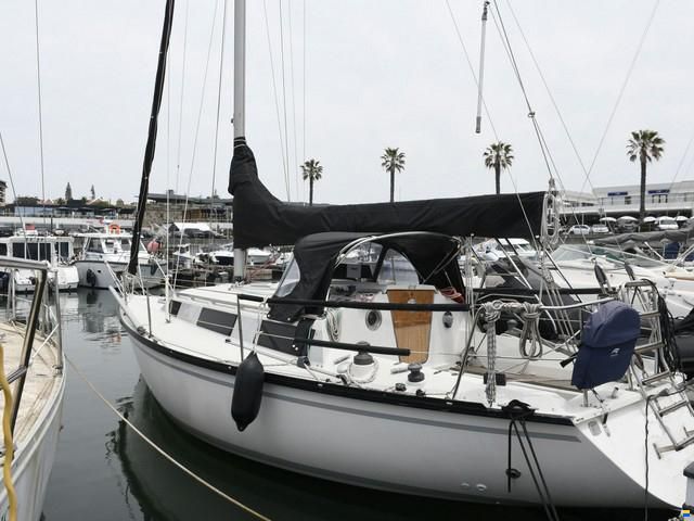 Dufour 3800