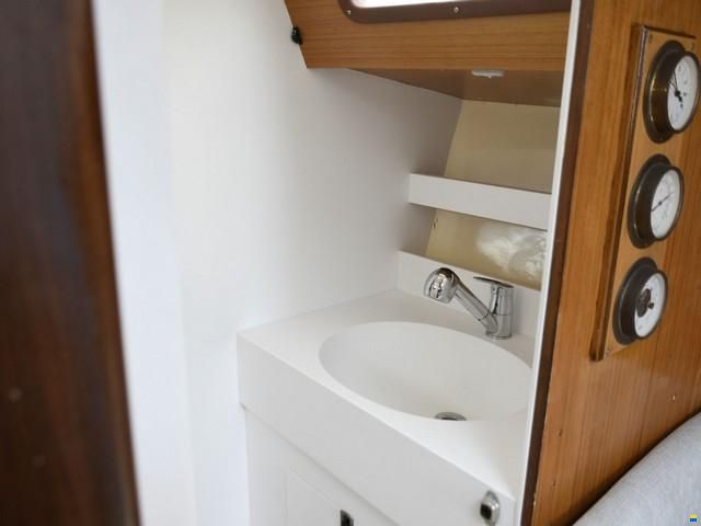 Dufour 3800