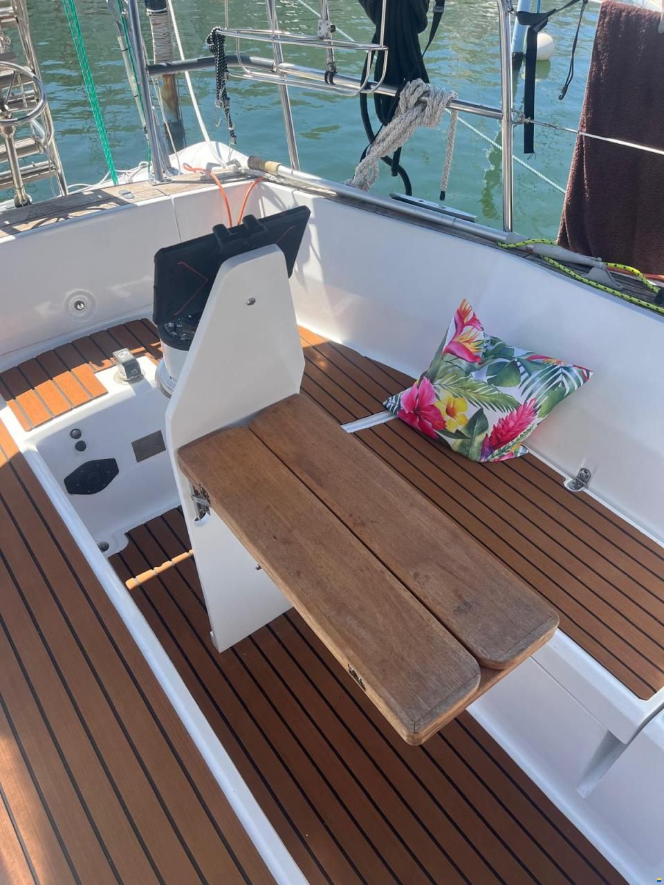 Dufour 35