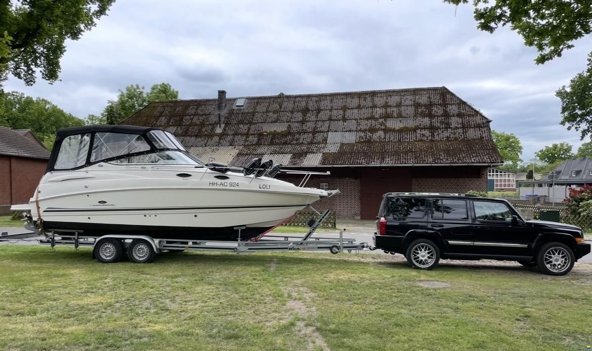 Chaparral Signature 240