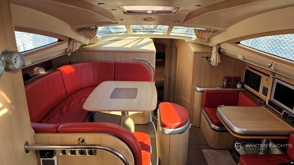 Etap 46 Deck Saloon