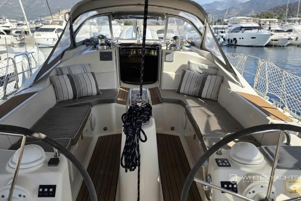 Etap 46 Deck Saloon