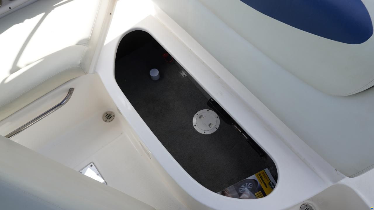 Chaparral 236 SSX