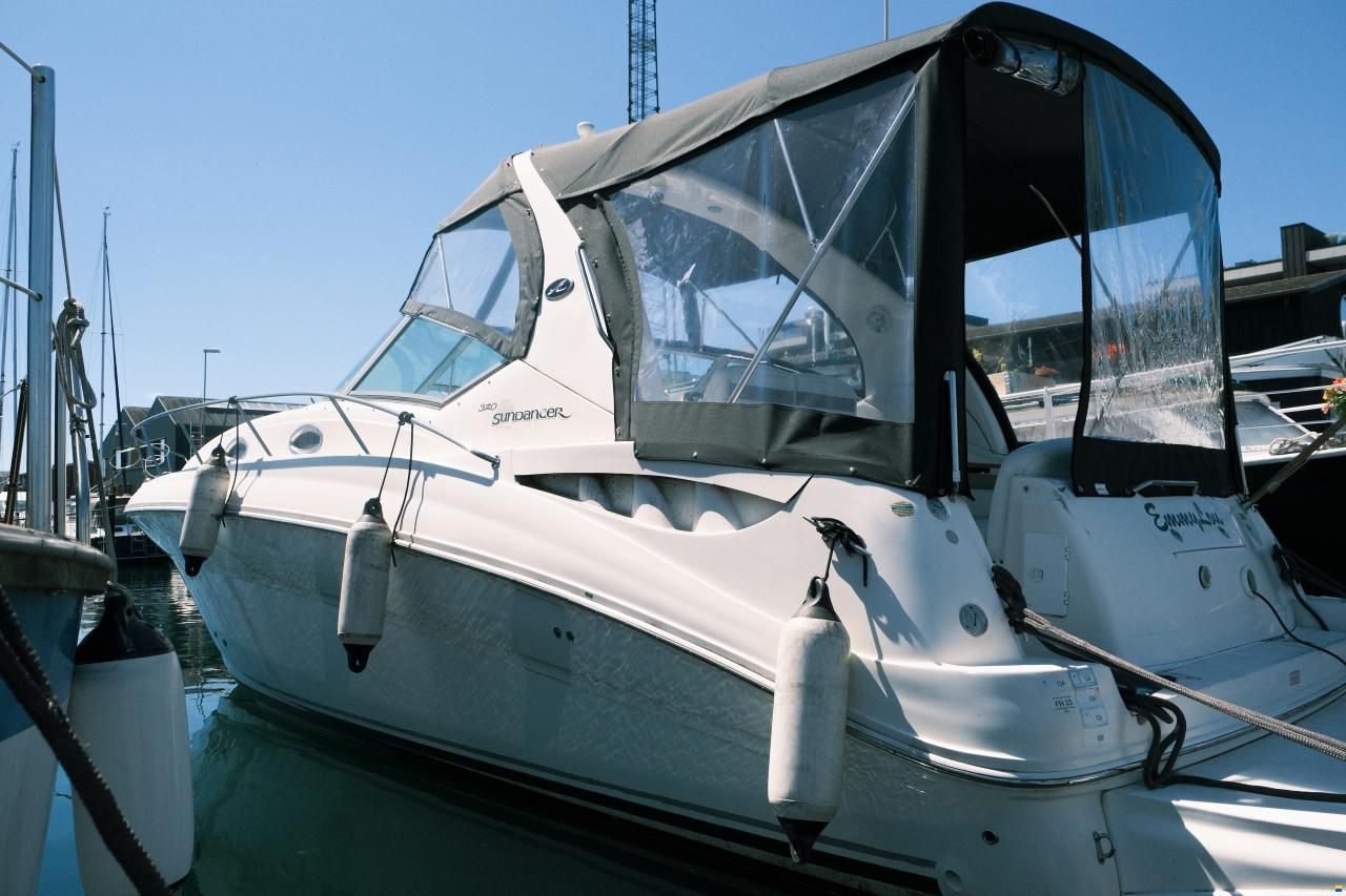 Sea Ray SunDancer 320