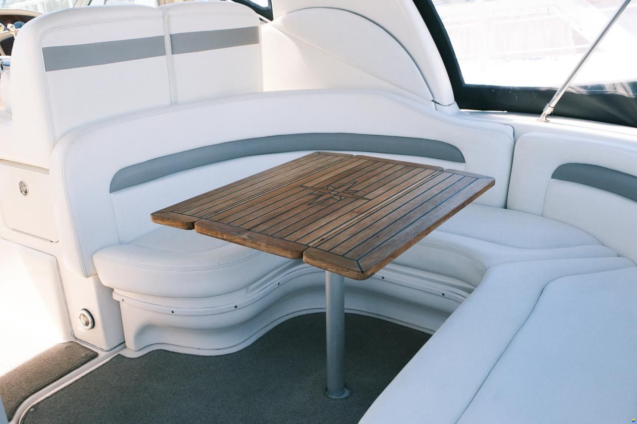 Sea Ray SunDancer 320