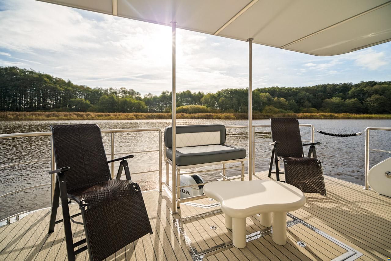 Desidus LAKE SUITE Hausboot | Hausyacht | Solar