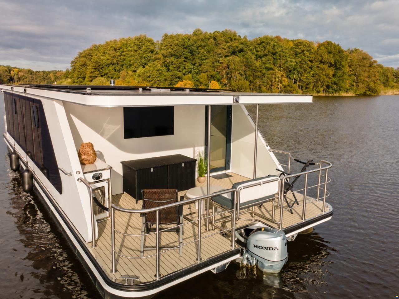 Desidus LAKE SUITE Hausboot | Hausyacht | Solar