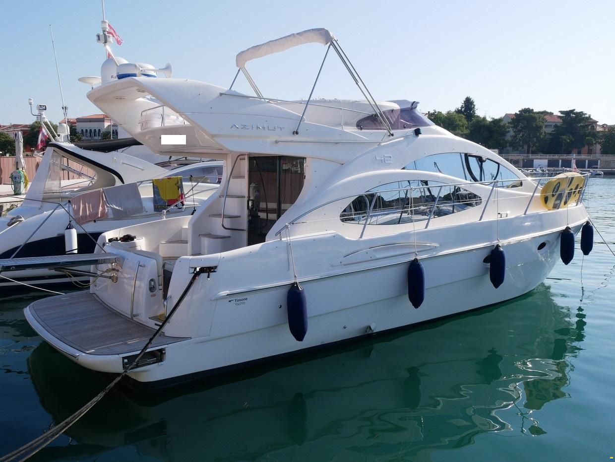 Azimut 42 Fly