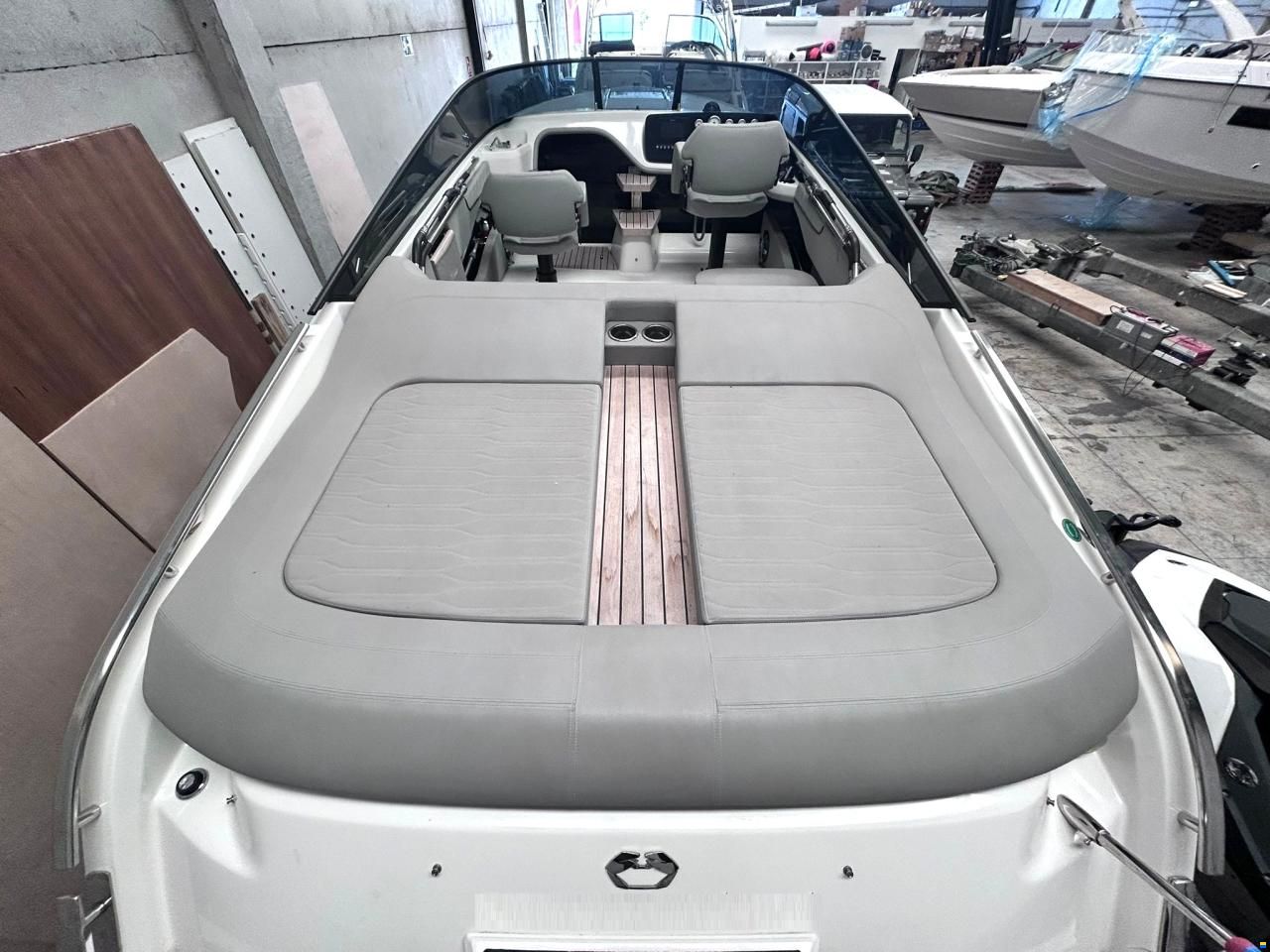 Cranchi E26 Classic