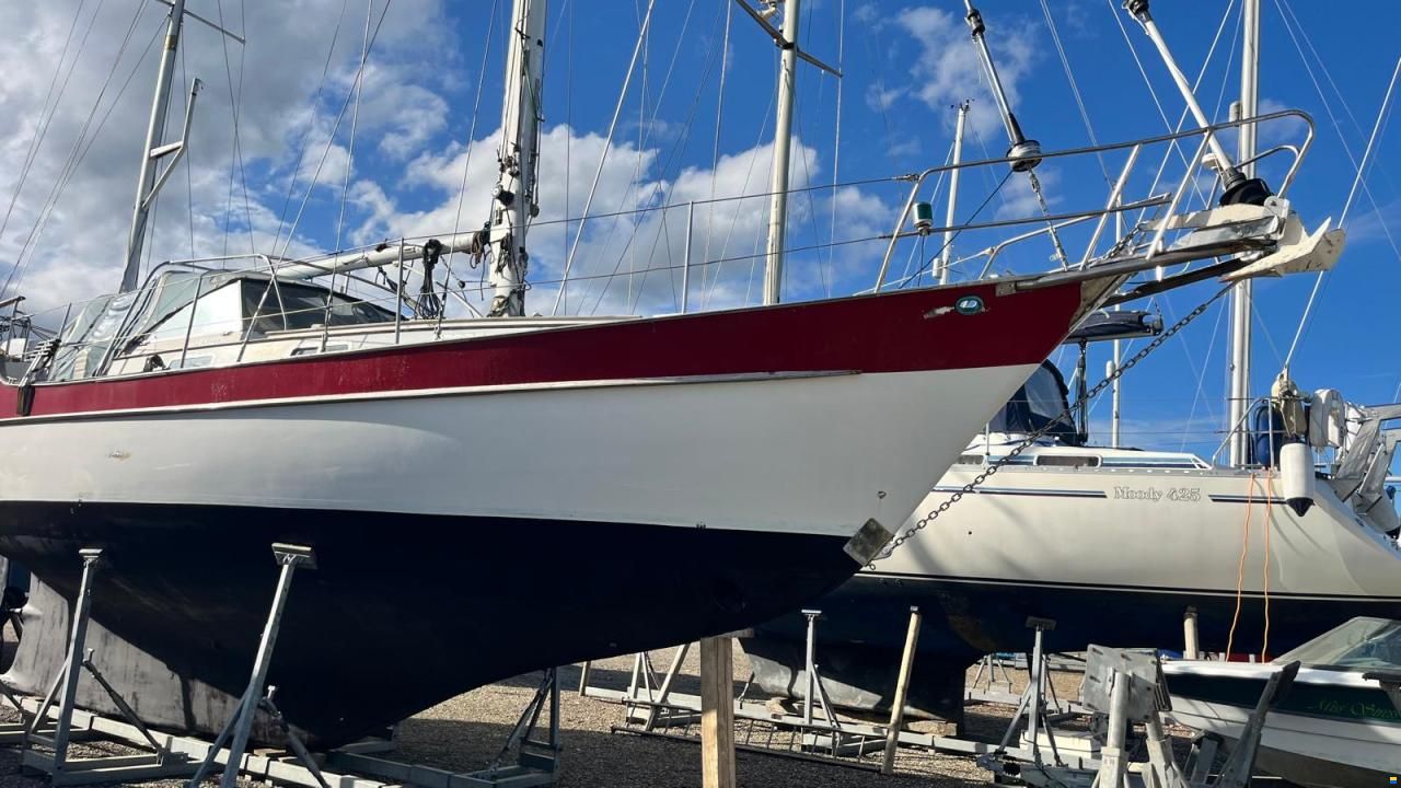 Trintella IV / Victory 40