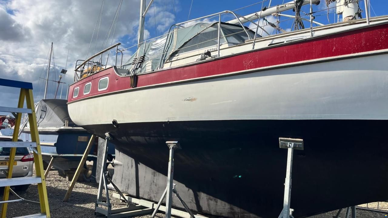 Trintella IV / Victory 40