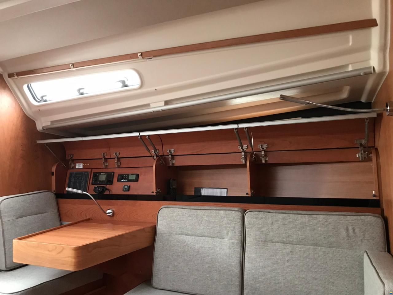 Dehler 38 - Eignerboot mit neuen Segeln