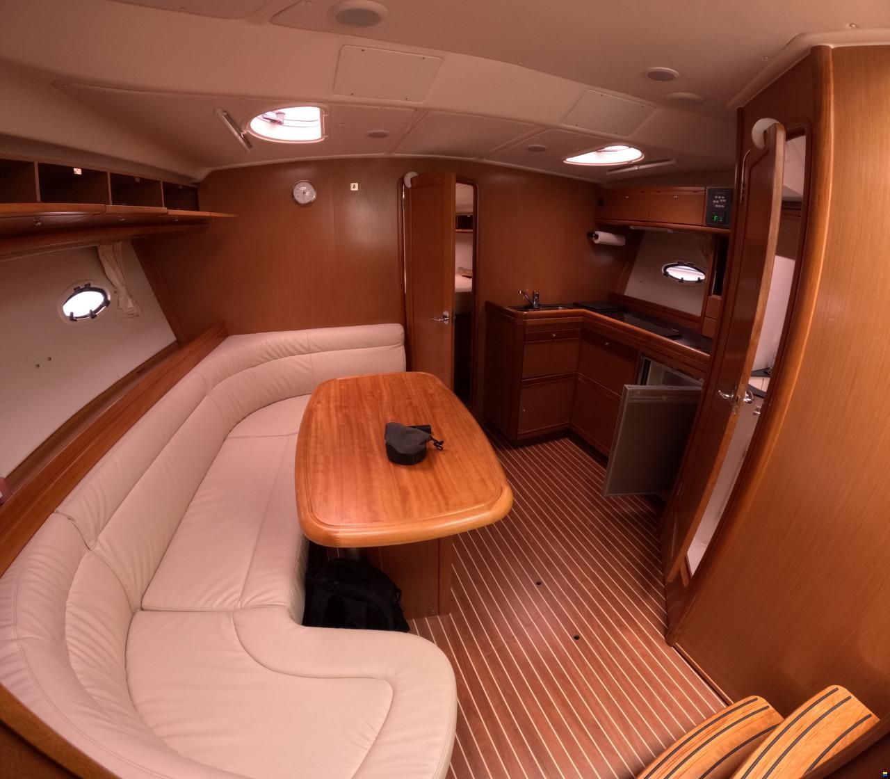 Bavaria Sport 37