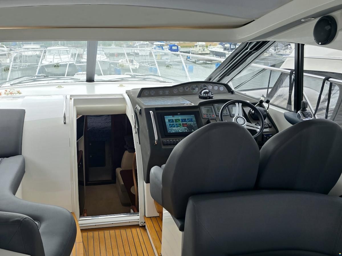 Princess V45 Volvo Penta D6-370 EVC