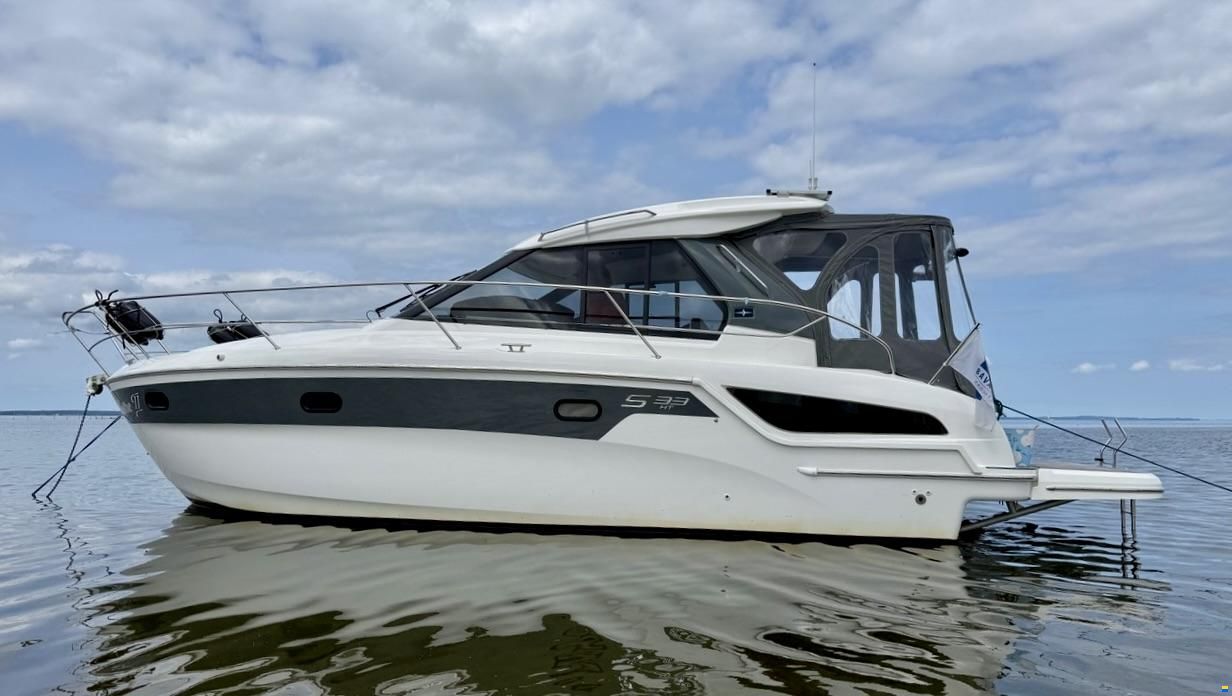 Bavaria S33 HT