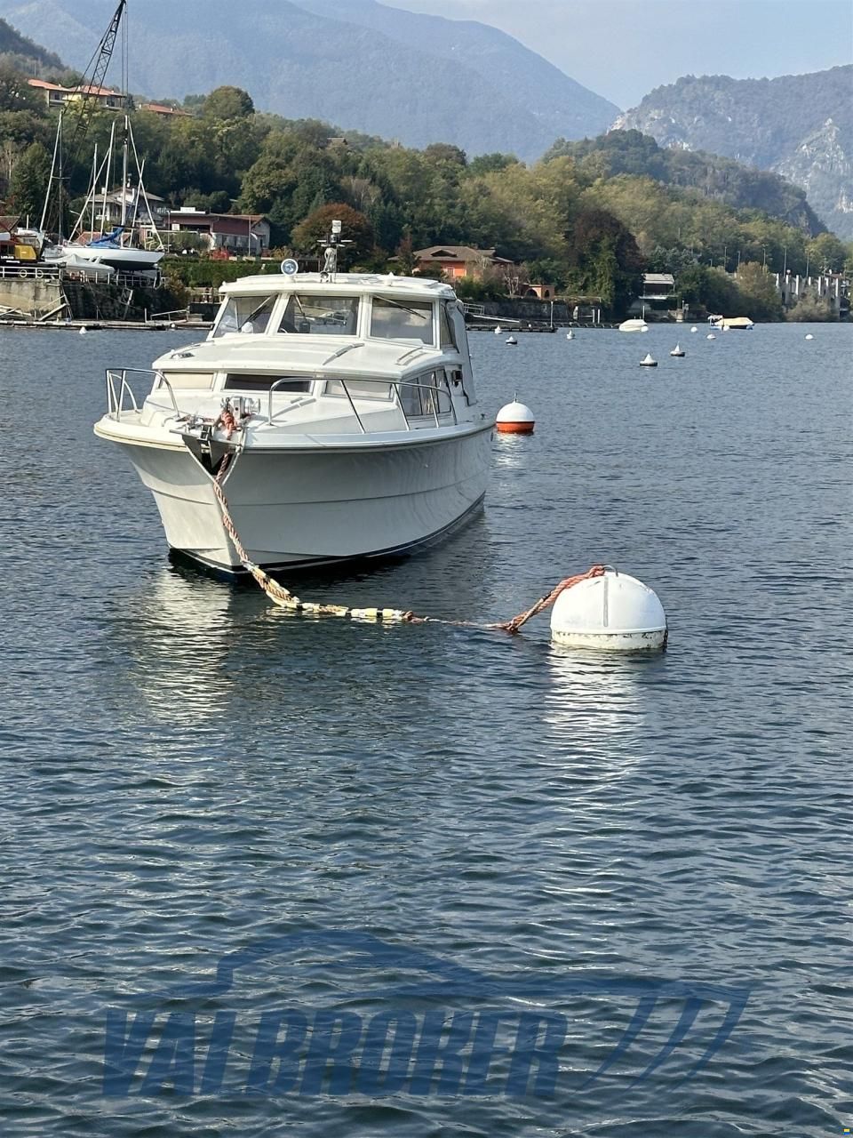 Fjord 32 cabin