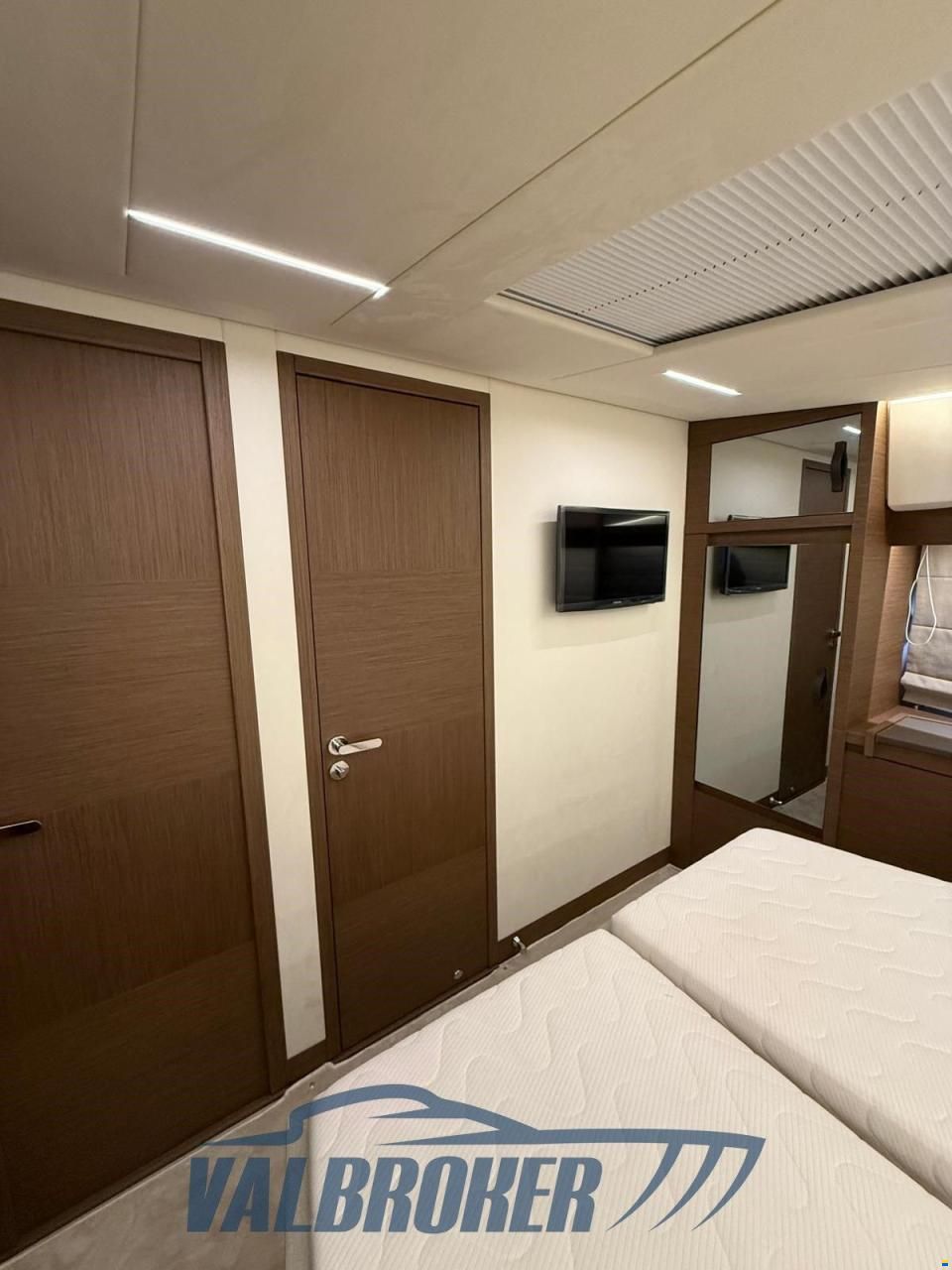 Prestige 520
